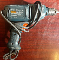 Black And Decker Drill, Skil Drill, And Bucket Of Staples - 5