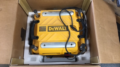 Dewalt Thickness Planer