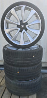 Faulkner Zenis FK510 Tires On Rims Set Of 4- 235/35ZR20