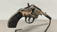 H & R Arms Model The American .32 Caliber Revolver - 3