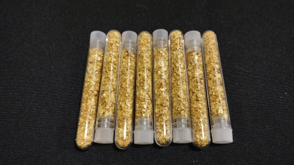 (8) Bottles of Gold Flake/Leaf Gold