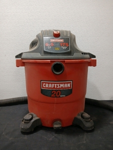 Craftsman 20 Gallon Shop vac.