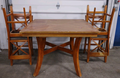 4'x 4'x 3' Wooden Kitchen Dinning Table w/ Hidden Extending Leaf & (4) Matching Wooden Chairs