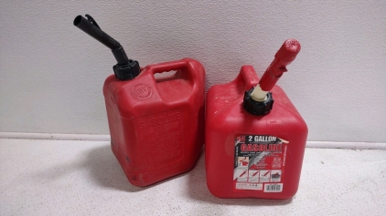 (2) 2-Gallon, 8oz. For Mixing Oil, Gasoline Jugs