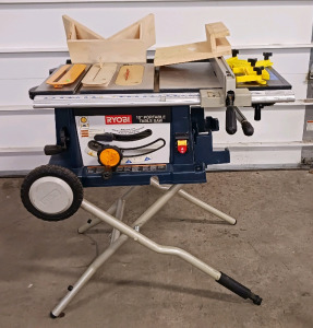 Ryobi 10in Portable Table Saw has Power and Blade Spins