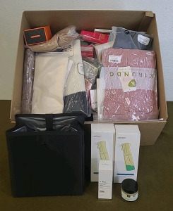 (1) Bottle Of Dr. Oracle NiaBright Ampoule, 50ml Brightening K-Beauty, (1) 60ml Jar Of Wild Yam Balancing Cream, (2) 160ml Continous Spray Bottles, (1) Small Tote Bag & (1) Box Of Assorted Amazon Returns