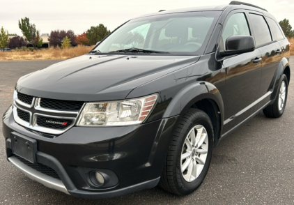 2013 DODGE JOURNEY - AWD!