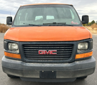 2008 GMC SAVANA - LOTS OF ROOM - 2