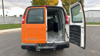 2008 GMC SAVANA - LOTS OF ROOM - 11