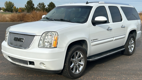 2008 GMC YUKON XL - 4X4!