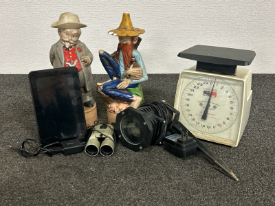 Trio Tablet With Charger, 10x25 Binoculars, Hanson Utility Scale, Ceramic Decanters, and Light Display (Works)
