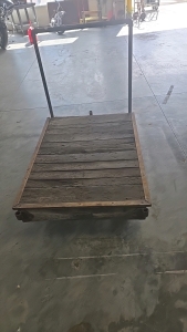 (1) Large Nutting Rolling Cart