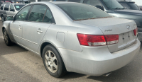 BANK REPO - 2006 HYUNDAI SONATA - 4