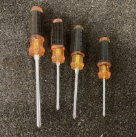 Various Sizes Of Flathead And Phillips Screwdrivers - 3