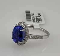 Value $15,400 Tanzanite And Diamond Platinum Ring Size 6-1/2 (US) - 2
