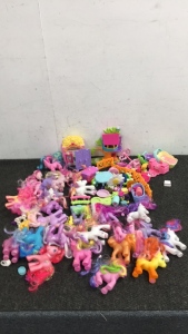 (26) My Little Ponies, Various Accessories