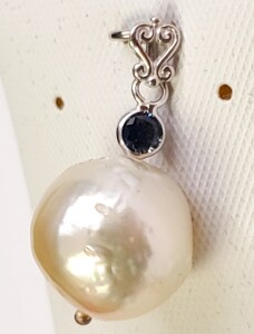 $800 14K Fresh Water Pearl And Gemstone Pendant