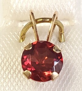 $1200 10K Garnet Pendant