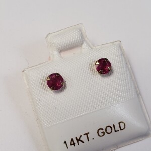 $240 14K Ruby(0.52ct) Earrings