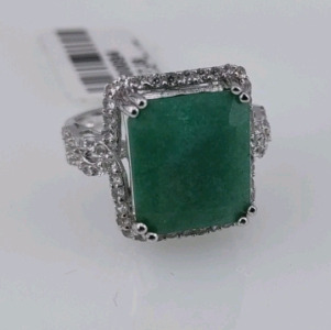 Value 1,830 Dyed Green Berly Emerald & Sapphire Corundum Silver Ring