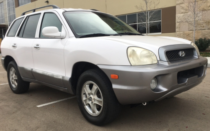 2004 HYUNDAI SANTA FE - AWD - KENWOOD STEREO!