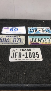 (5) Vintage License Plates