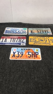 (5) Vintage License Plates