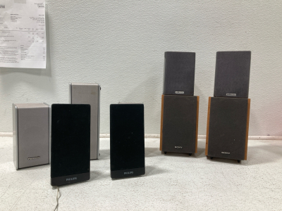 Box of speakers, Philips, Panasonic, Sony, Polk audio