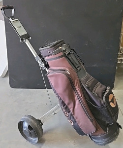 (1) Taylor Made Rolling Golf Bag/Cart