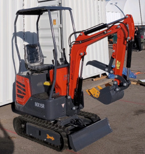 New 2024 AGT Mini Excavator Model: MX15R