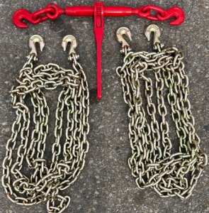 (1) 9200LB Rachet Binder And (2) 3/8&rdquo; 20FT G70 Chain