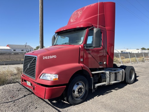 OFFSITE POCATELLO - 2013 VOLVO VNM SEMI TRACTOR - FLEET VEHICLE - RUNS