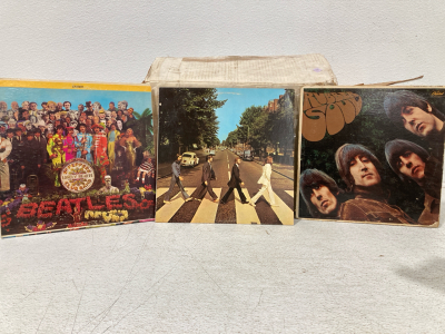 (3) Vintage Beatles Vinyl Records, Sgt Peppers Lonely Hearts Club, Abbey Road, and Rubber Soul