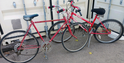 (2) 26in Bikes Curacao Woman's Bike, Meds Bike (Red)