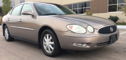 2006 BUICK LACROSSE - WOOD GRAIN TRIM!