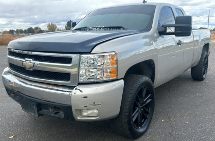 2008 CHEVROLET SILVERADO 1500 - 4X4 - 132K MILES