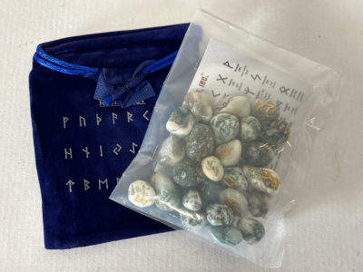 Tree Agate Rune Set