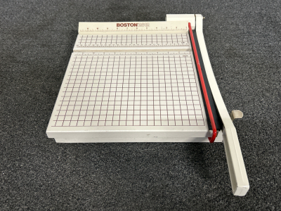Boston 2612 Paper Cutter
