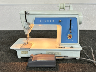 Singer Sewing Machine