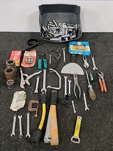 various Tools End Wrenches,Staple Gun ,Socket Specialty Wrenches And Sockets,Battery Tterminal Puller,Filter Wrench,Fuses.....