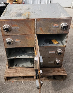 Heavy Duty Safety Deposit Box 8 Total Boxes Keys And Combination Provided