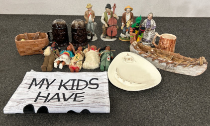 Assorted Cermaic Collectables