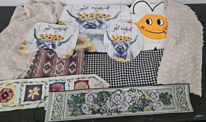 (1) 4-Piece Highland Cow Bathroom Set (1) Set of 2 Large Soft Pink Curtains (2) Thicker Table Runners (2) Tapestry Banners (1) Floral Rug