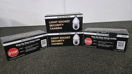 (1) Set of 4 Light Socket Security Cameras