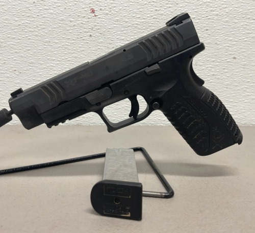 Springfield Model XD-40 .40 Caliber, Semi-Automatic Pistol