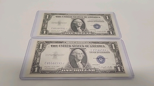 (2) 1935 G Consecutive Serial Number $1 Silver Certificates In Protective Cases