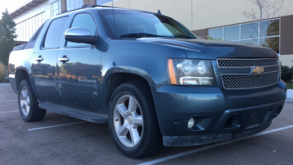 2011 CHEVERLOET AVALANCHE - TINTED WINDOWS!