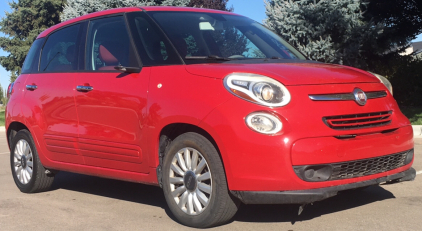 2014 FIAT 500L - 6 SPEED MANUAL!