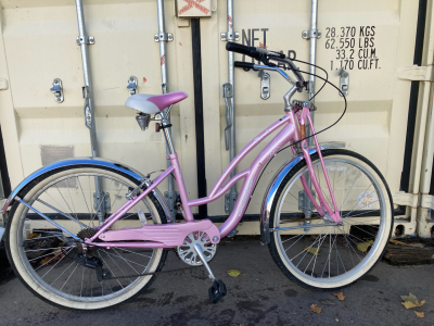 26” Schwinn Roxie Pink Bike