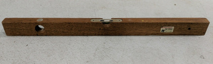 (1) Steelcraft No. 924 Wooden Level &ndash; Made in Japan